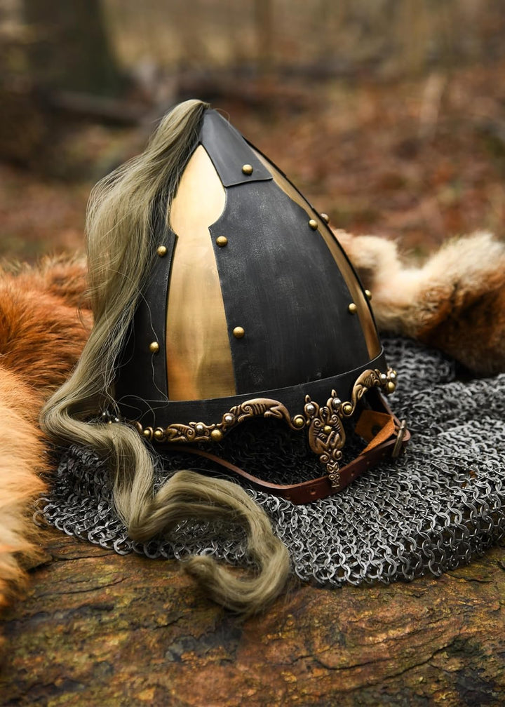 Battle-Merchant Helm aus Stahl Rus-Helm mit Pferdehaarbusch - Slawen Re-Enactment