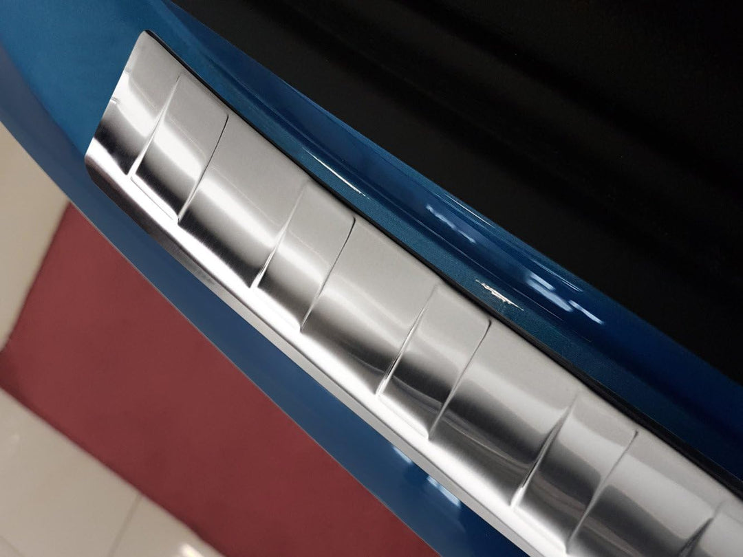 Avisa Edelstahl Heckstossstangenschutz kompatibel mit Nissan Qashqai II Facelift 2017-2021 'Ribs'