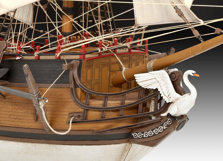 Revell Revell_05605 Modellbausatz Schiff 1:72 - Piratenschiff im Massstab 1:72, Level 5, originalget