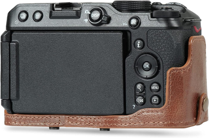 MegaGear Ever Ready Kameratasche aus echtem Leder, kompatibel mit Nikon Z30 (Braun), Braun