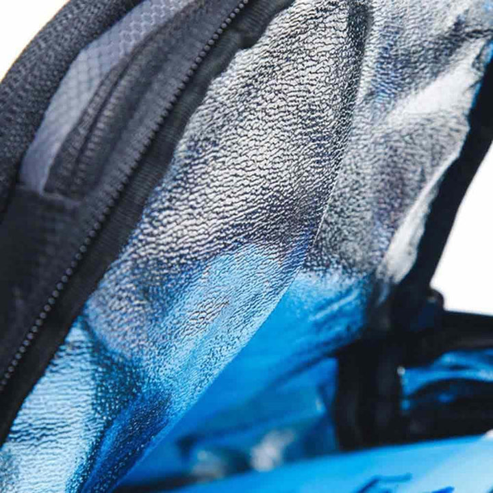 Dainese Alligator Backpack, Motorrad Rucksack Adventure mit integrierter 2-Liter-Trinkblase, Schwarz