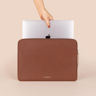 Comfyable Laptophülle aus Leder Kompatibel mit 16 Zoll MacBook Pro M3 M2 Pro/Max 2023 & M1 2021-2019