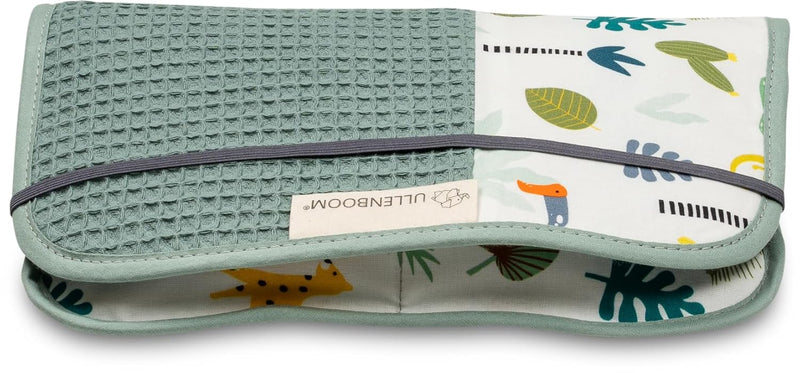 ULLENBOOM Windeltasche für unterwegs, Salbeigrün Regenwald, Made in EU - Wickeltasche für bis zu 3 W