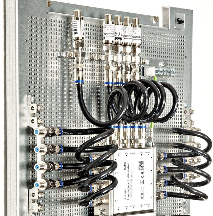 Fuba FMP 516 SL Multischalter-Paneel | Multischalter 16 Teilnehmer, EIN Satellit, komplett vormontie
