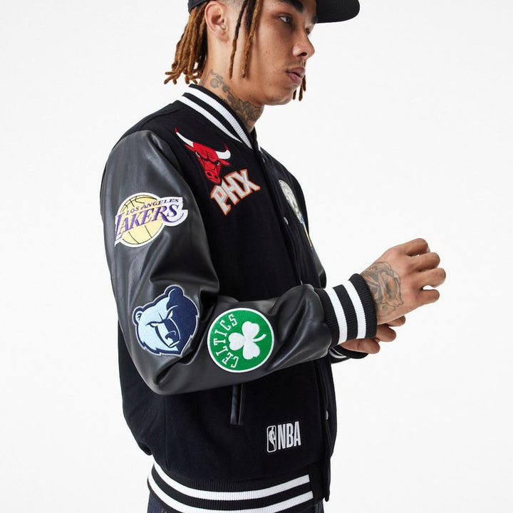 New Era Varsity College Jacke - NBA Patches Bulls Lakers M Schwarz, M Schwarz
