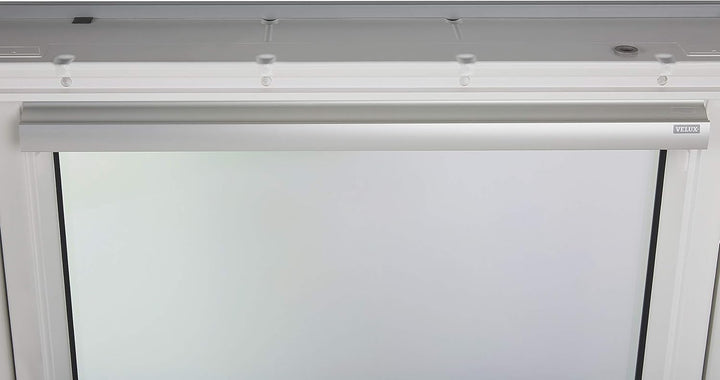 Velux Sparpaket SunProtect - Dachfenster+Eindeckrahmen+Elektro-Rollladen+KUX (55 x 78 CK02, EDZ 0000