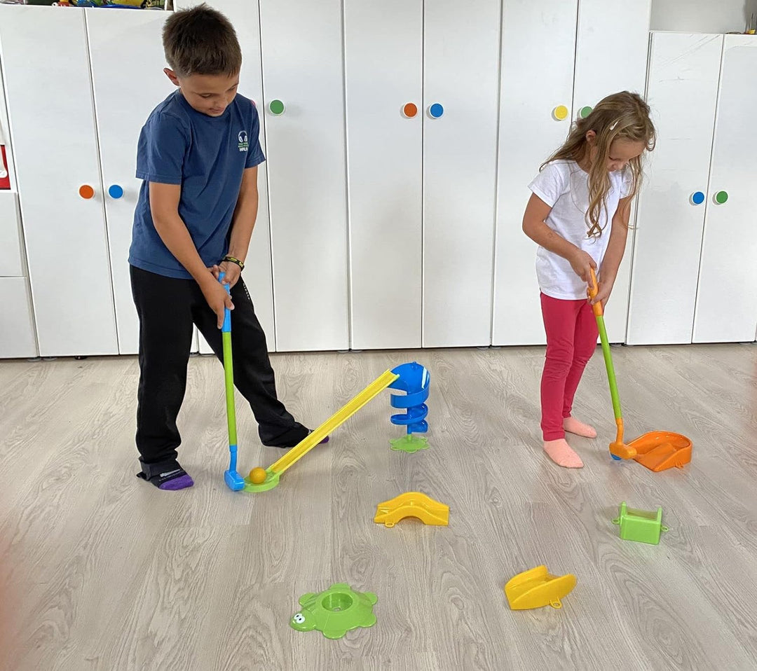 alldoro 60064 Garten Golf Set, 22 Teilen, Kindergolf mit 6 Hindernissen, 2 Schläger und 2 Golfbälle,