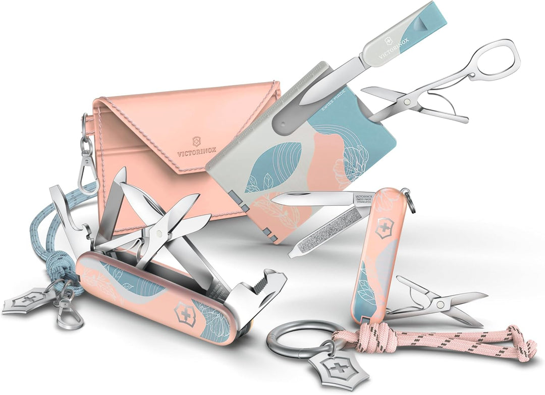 VICTORINOX Taschenmesser Classic SD, 7 Funktionen, Swiss Made, Multitool für Frauen, Schlüsselanhäng