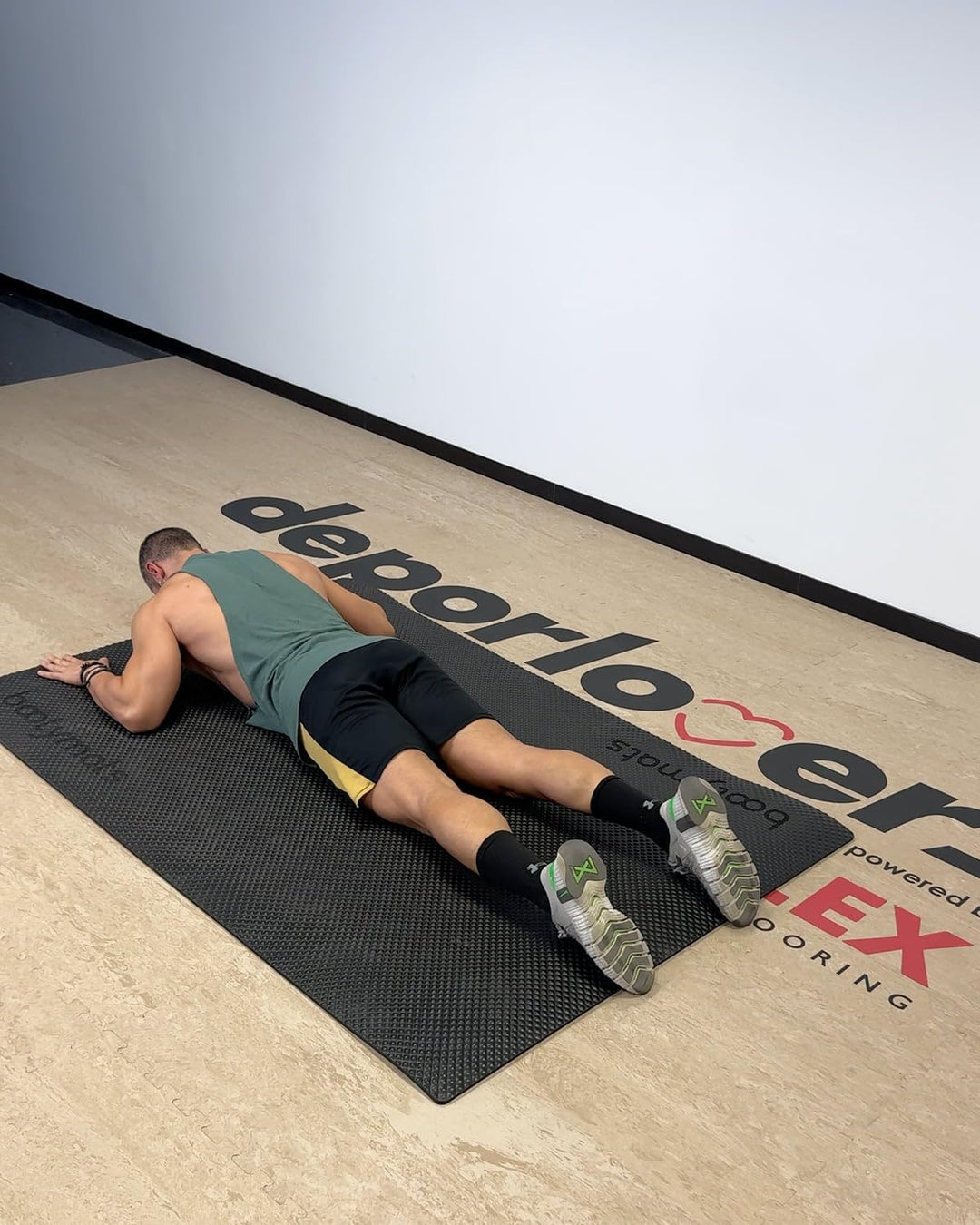 Grosse Fitnessmatte für zu Hause – Superfiice Sportmatte für alle Arten von Training – 180 x 120 cm