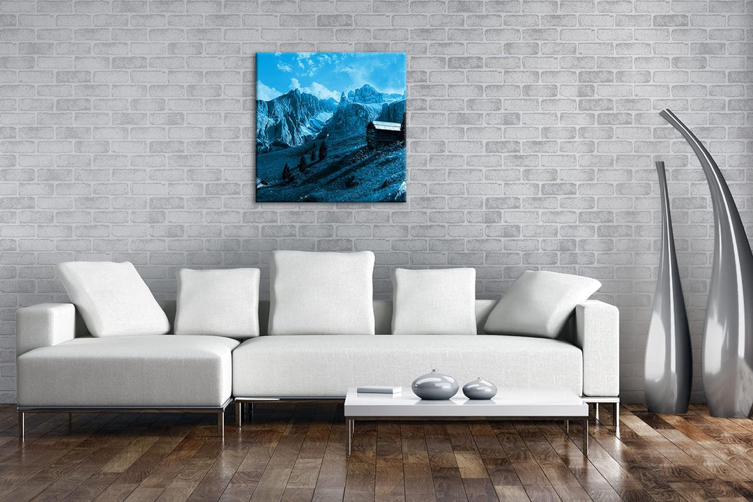 einsame Hütte in den Bergen Format: 70x70 Effekt: Monocrome Blau als Leinwandbild, Motiv fertig gera