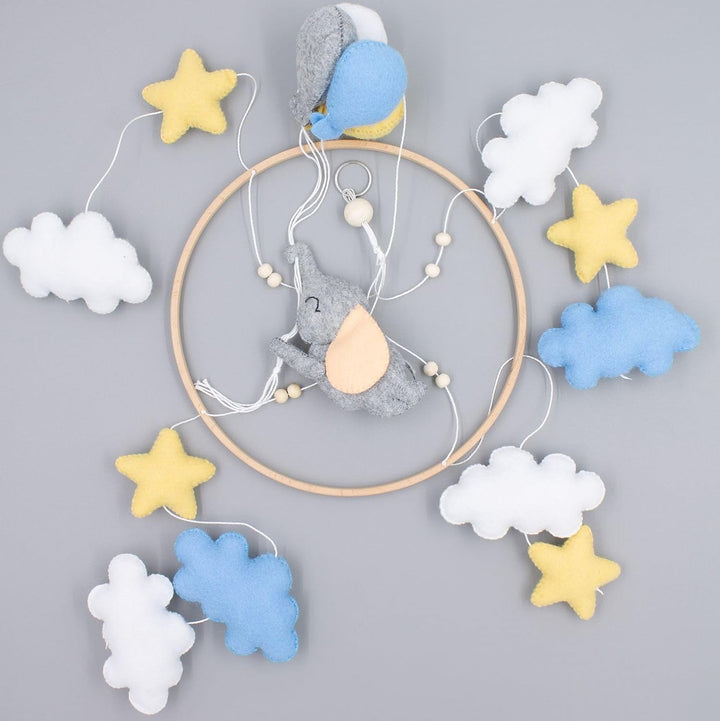 Baby mobile kleine Elefant – Baby Mobiles mit Holzring und süssen Tierchen – Perfektes Mobile für Ba