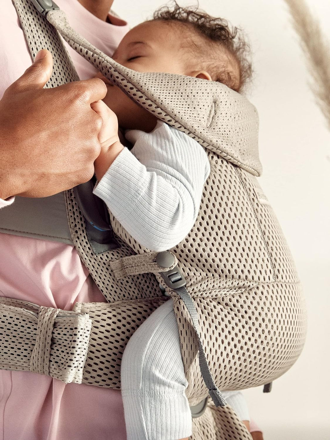 BabyBjörn Babytrage Move, 3D-Netzstoff, Grau-Beige, 1 Stück（1 er Pack） 3D-Netzstoff Grau-Beige, 3D-N