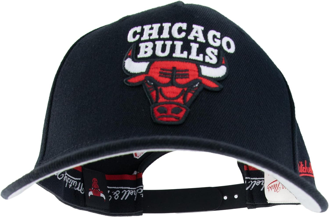 Mitchell & Ness NBA Classic Red Eazy Snapback - Die Neue Snapback-Kollektion mit klassischem Bulls L