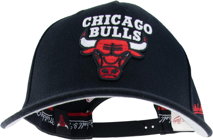 Mitchell & Ness NBA Classic Red Eazy Snapback - Die Neue Snapback-Kollektion mit klassischem Bulls L