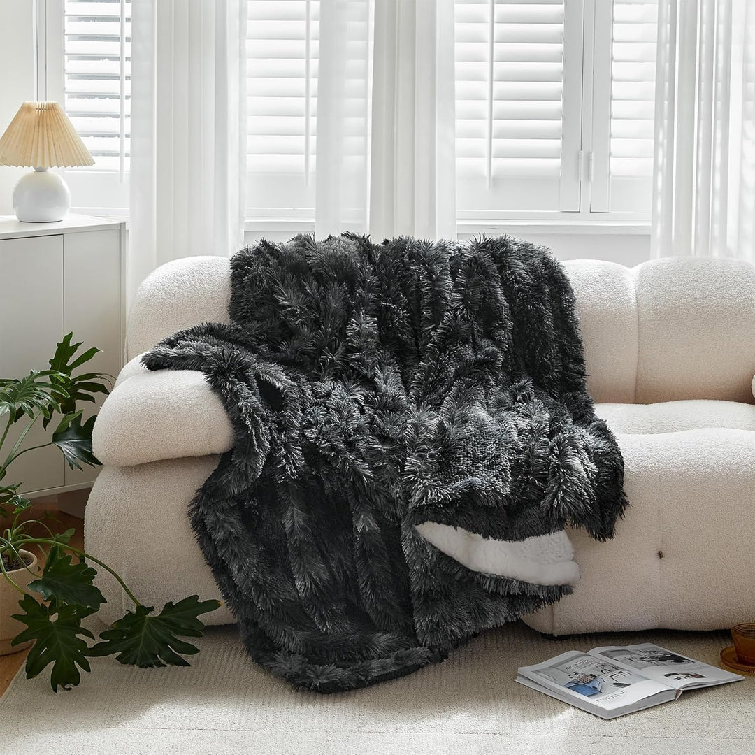 Wajade Kunstfelldecke – Sherpa Schafdecke – Comfort Luxuriöse Flauschige Kuscheldecke – weiche Decke