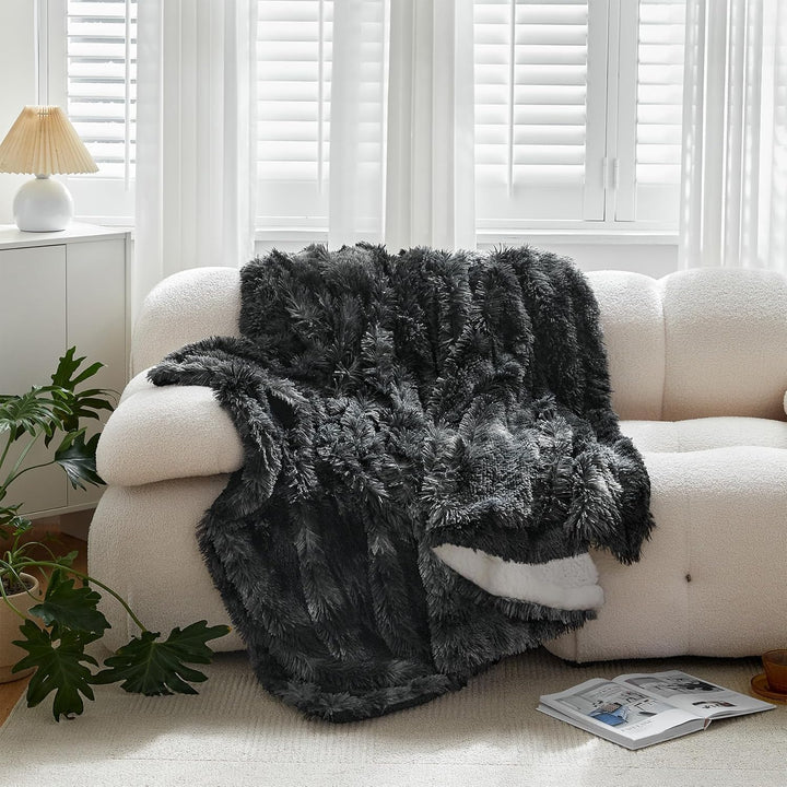 Wajade Kunstfelldecke – Sherpa Schafdecke – Comfort Luxuriöse Flauschige Kuscheldecke – weiche Decke