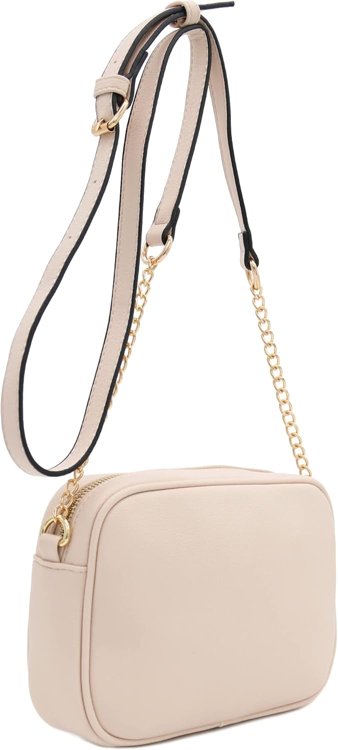 FashionPuzzle Chevron gesteppte Crossbody-Kameratasche mit Kettenriemen und Quaste Nude, Nude