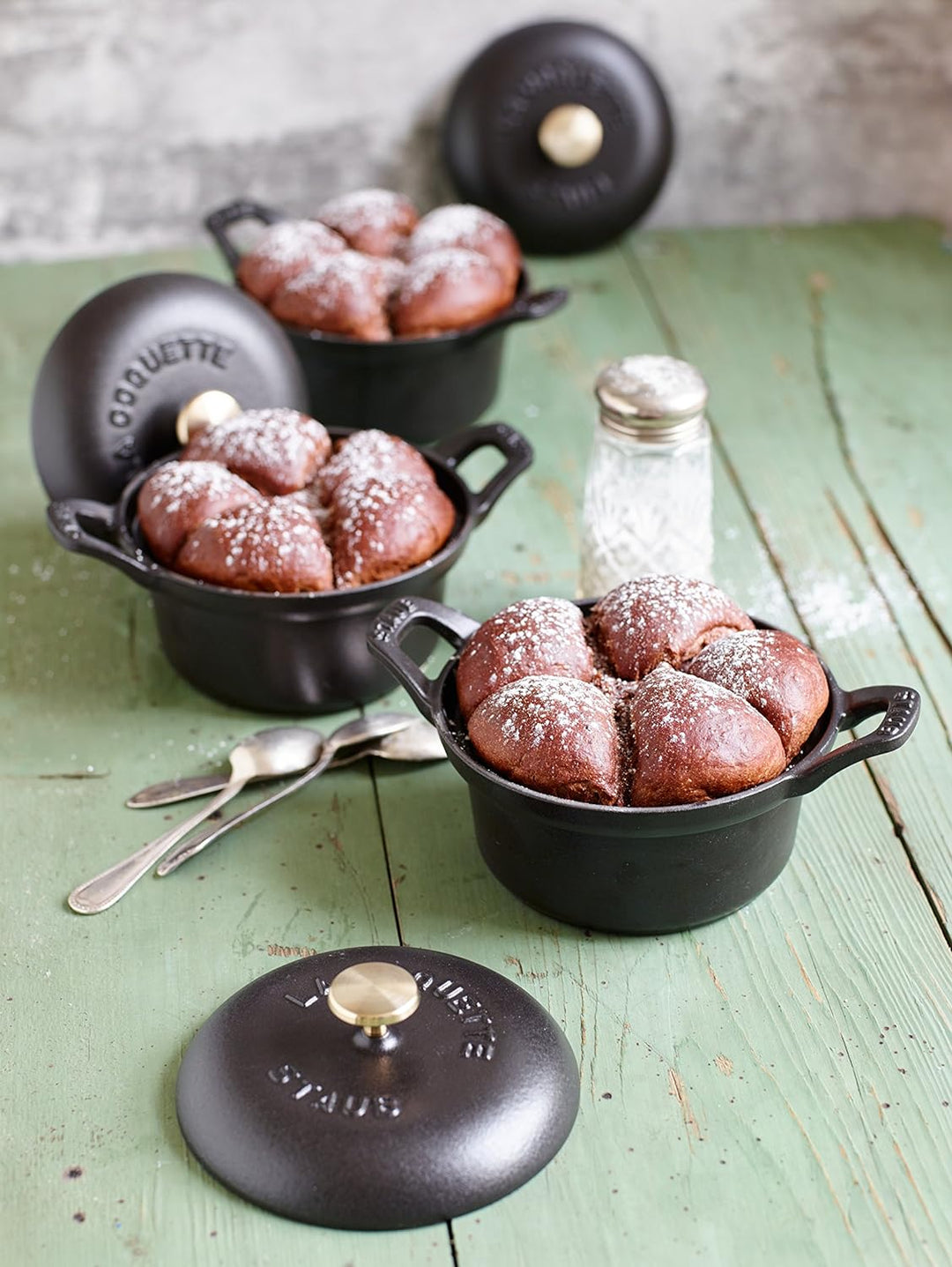 Staub 40501-020-0 Mini Auflaufform Coquête, Gusseisen, schwarz, 12 cm