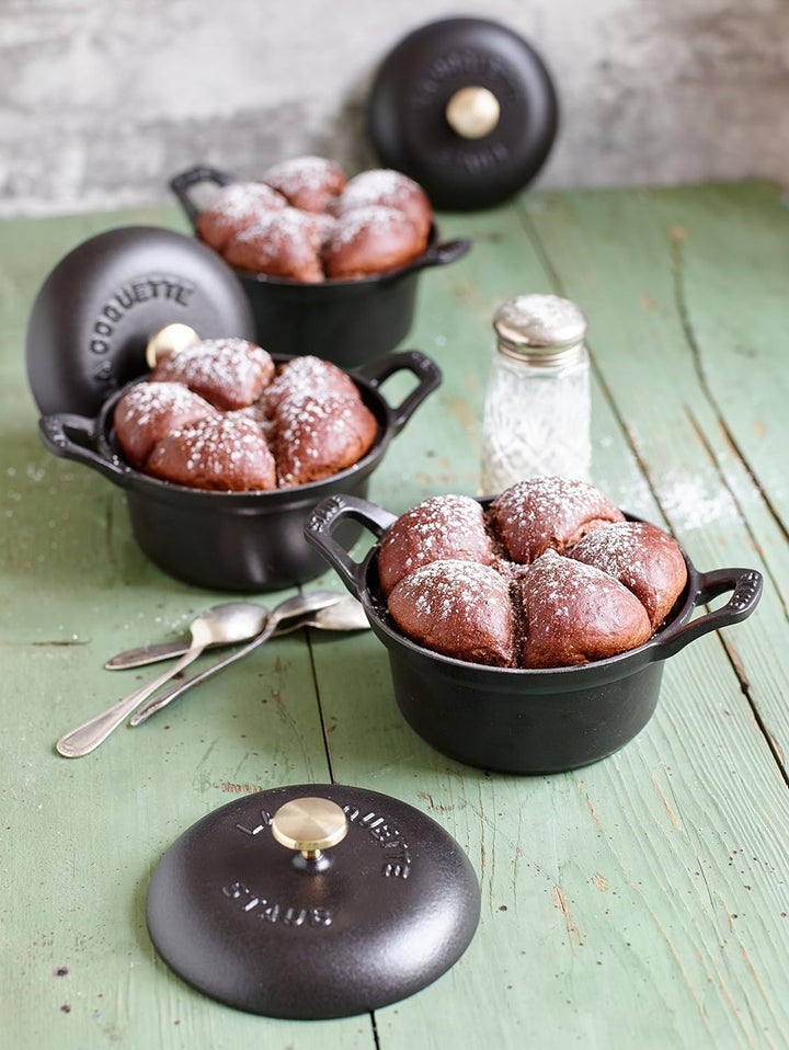 Staub 40501-020-0 Mini Auflaufform Coquête, Gusseisen, schwarz, 12 cm