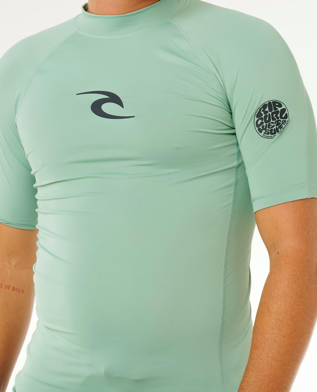 Rip Curl Herren Waves UPF 50 Performance Short Sleeve Rashguard Rash-Guard-Shirt S Aloe 261, S Aloe