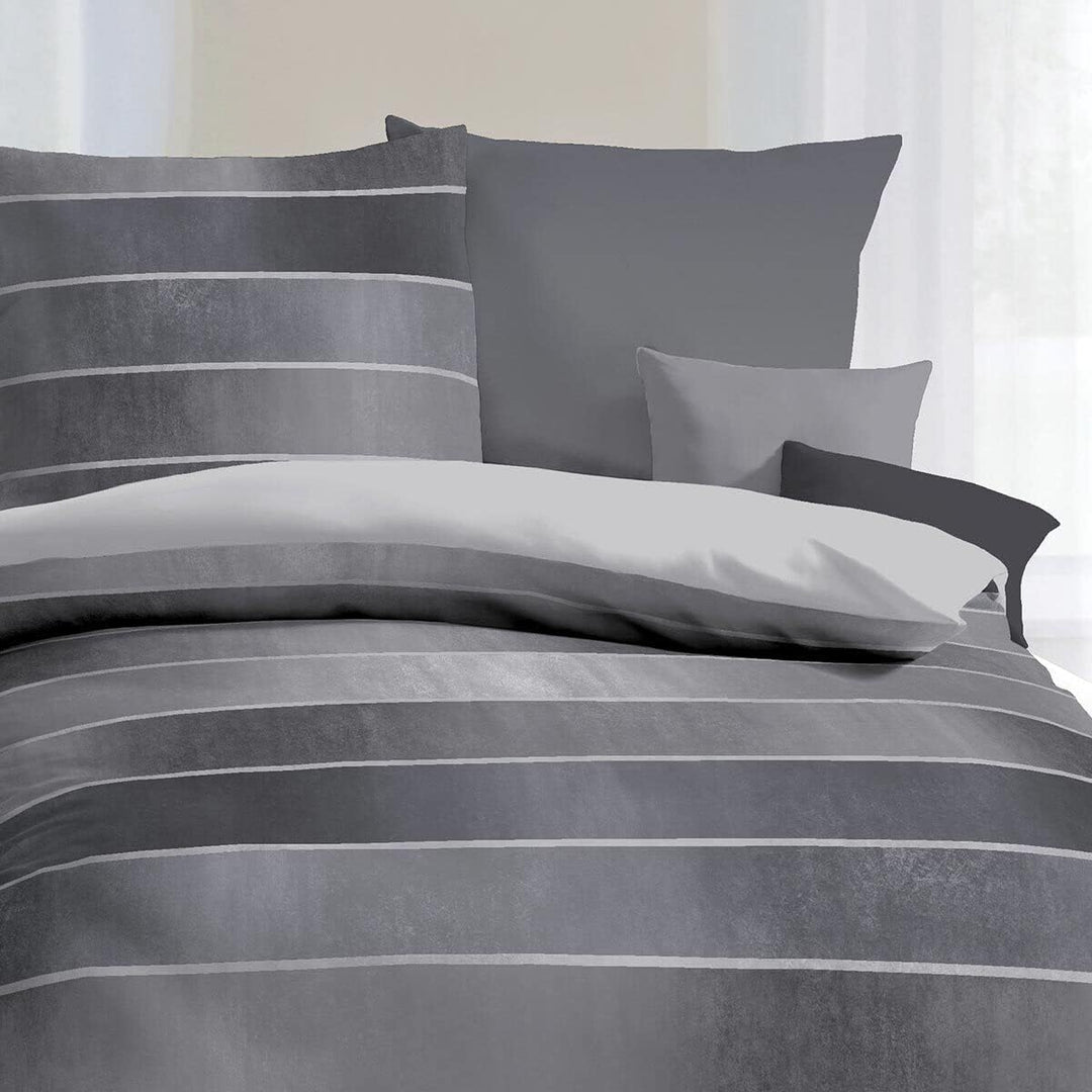 Kaeppel Mako-Satin Bettwäsche Timeless Zinn, 1 Bettbezug 155 x 220 cm + 1 Kissenbezug 80 x 80 cm Zin