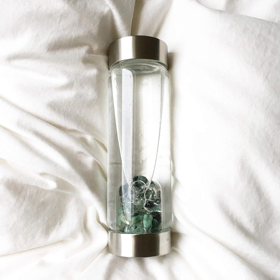 VitaJuwel ViA VITALITY - Wasserflasche mit Smaragd & Bergkristall für Regeneration und Erneuerung
