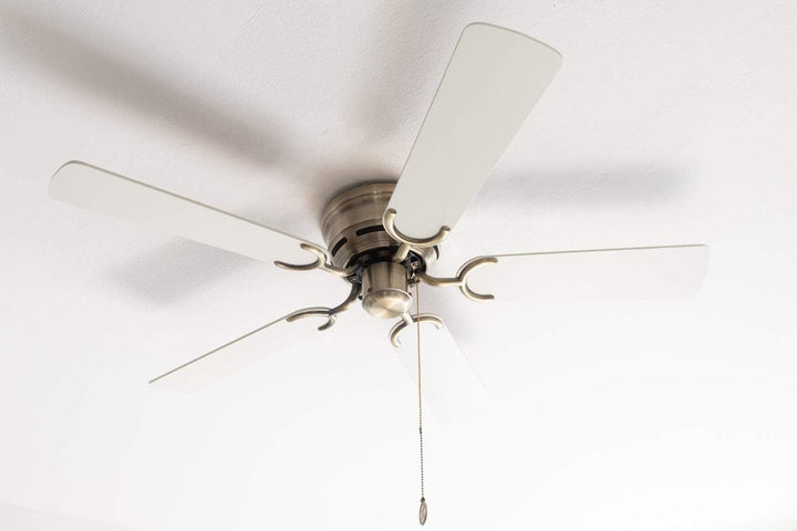 Pepeo - Kisa Deckenventilator ohne Beleuchtung | Ventilator mit Zugschalter in Antik-Messing mit Wen