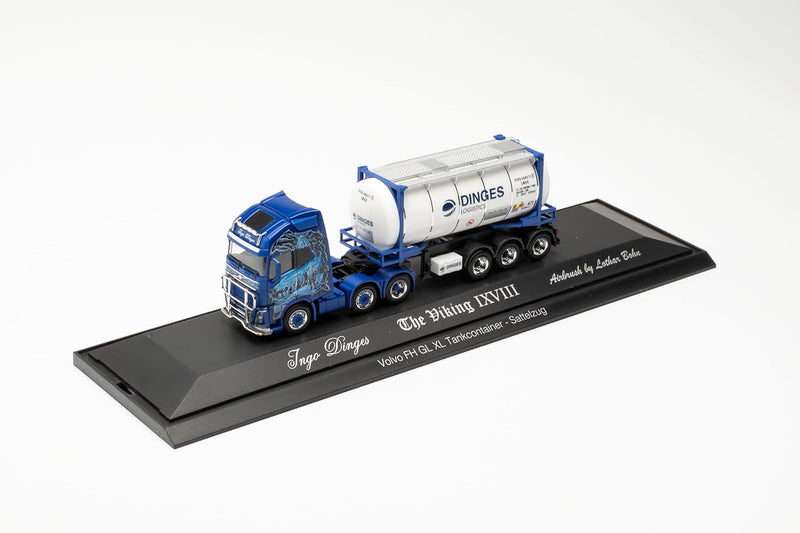 herpa 122184 Volvo FH Gl. XL 6 x 2 Tankcontainer-Sattelzug „Ingo Dinges“ LKW Miniaturmodelle Kleinmo