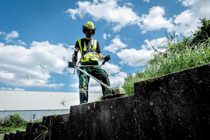 metabo Akku-Freischneider FSB 36-18 LTX BL 40 – 601611850 – 18 V – Leiser Akku-Freischneider mit Zwe