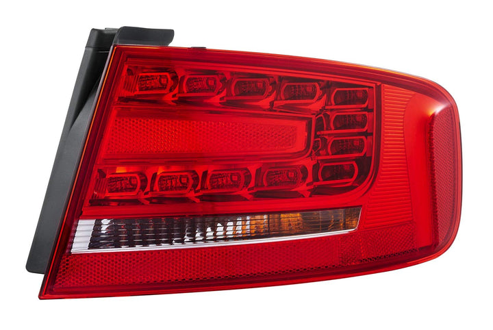 HELLA 2VA 010 085-101 Heckleuchte - LED - äusserer Teil - rechts - für u.a. Audi A4 (8K2, B8), Recht