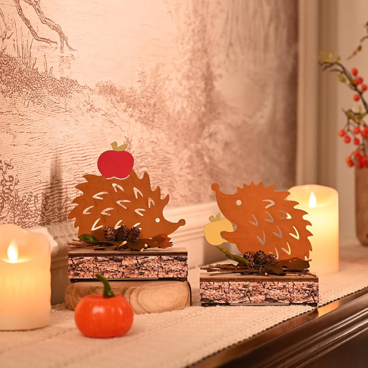VALERY MADELYN 2er Rost Bunt Metall Igel Figuren für Herbstdeko Innen,mit LED,Sockel mit Holztextur,