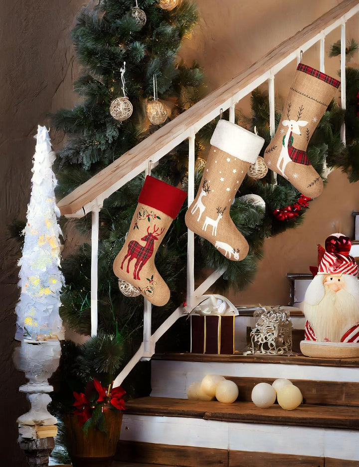 BRUBAKER 2er Set Weihnachtsstrumpf zum Befüllen und Aufhängen - 52 cm gross - Nikolausstrumpf für We