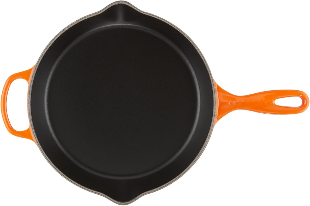LE CREUSET Signature Hohe Brat- und Servierpfanne aus Gusseisen, für alle Herdarten und Backöfen, 26