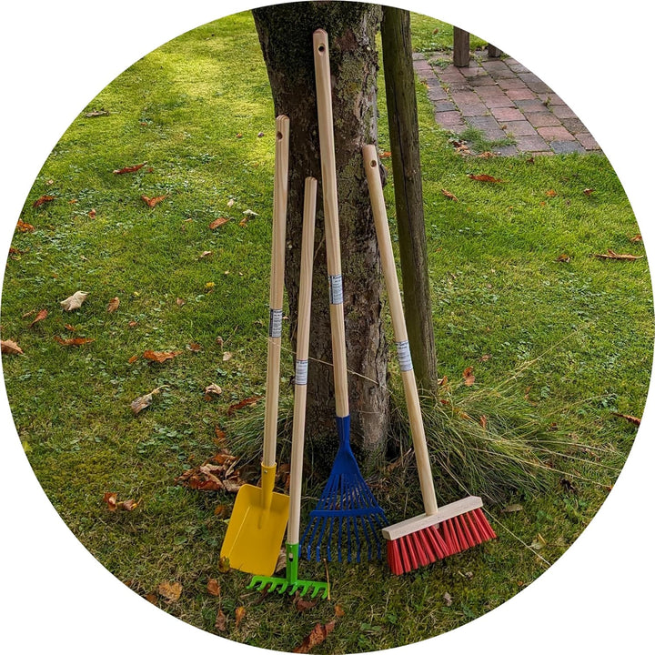 Land-Haus-Shop Kinder Gartengeräte Set 4 TLG, Besen Harke Rechen Schüppe Garten Geräte Spielzeug