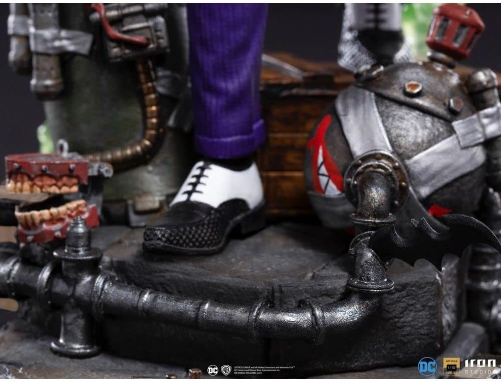 Iron Studios Deluxe: DC Comics - The Joker Art Scale Statue (1/10) (DCCDCG42621-10)