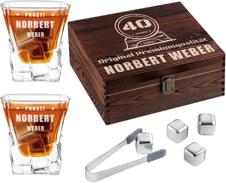 Maverton Whisky Steine Set - in Holzbox mit Gravur - 8 Eiswürfel + 2 Whisky Gläser - wiederverwendba