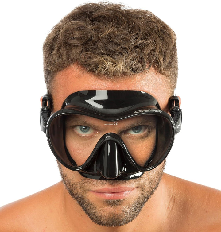 Cressi Tauchen und Schnorcheln Rahmenlose Tauchermaske Schwarz, Schwarz