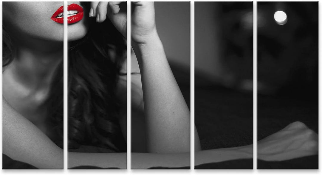 islandburner Bild auf Leinwand Reizvolle Frau Mit Den Roten Lippen Auf Dem Bett Sinnlich Schlafzimme