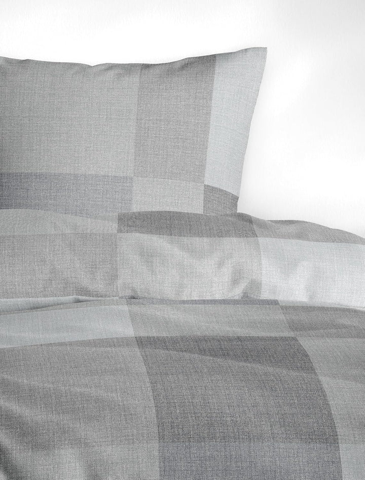 Bierbaum Bettwäsche 6520, Mako-Satin, Made in Germany, silber 13, 135x200 + 80x80 cm 135x200 Kariert