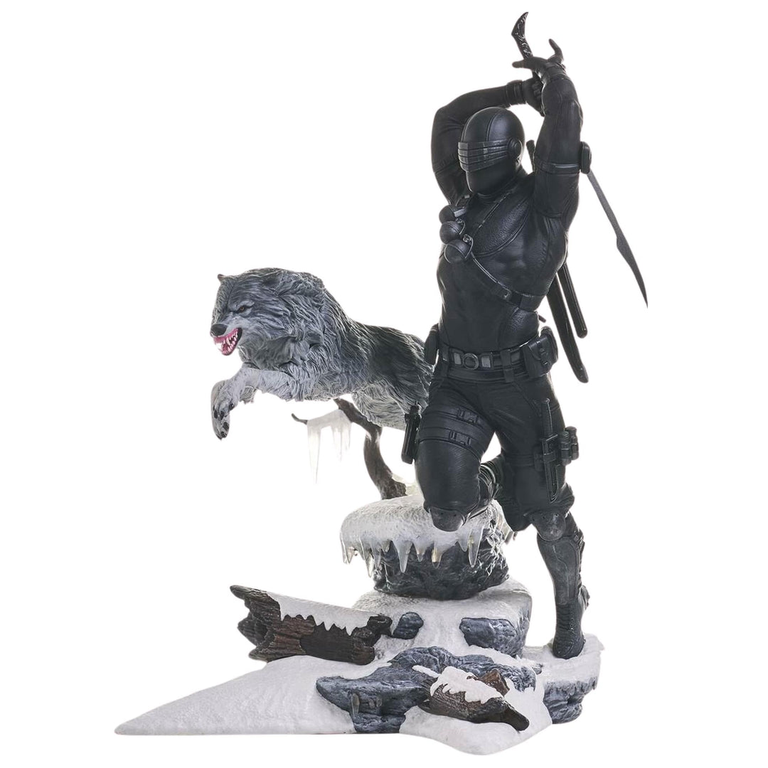 Diamond Comic JUL212508 Snake Eyes Statue, Cranberry