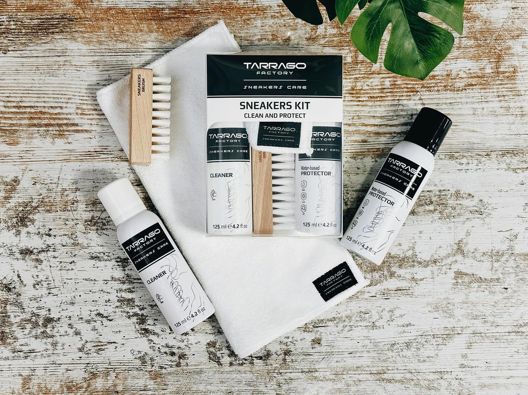 Tarrago Sneakers Care Kit | Reinigungsset für Schuhe | 1 Reiniger und 1 Protektor | Spezialbürste fü