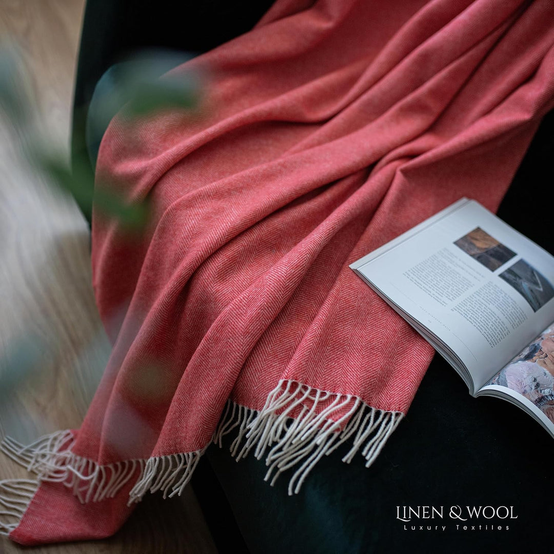 Linen & Cotton Decke Wolldecke Merino Wolle Wohndecke Kuscheldecke Stonewold mit Fischgrätenmuster -