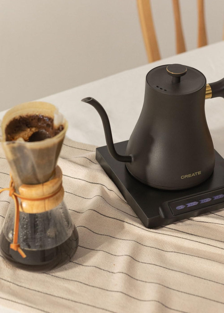 CREATE/HATTORI SWAN/Elektrischer Wasserkocher 0,5L Schwarz/Warmhalten, Sicherheitssystem, Thermostat