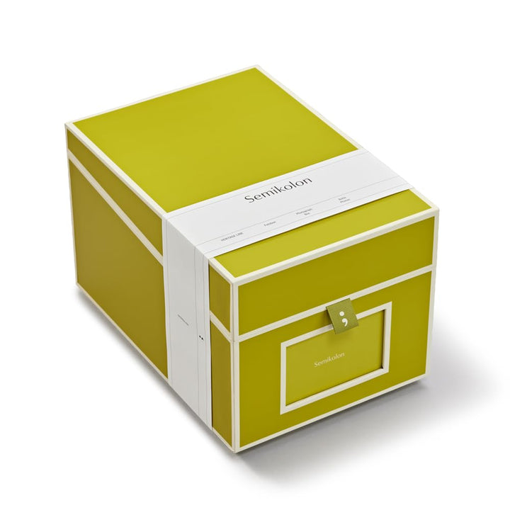 Semikolon 370080 CD- und Fotobox - 17,7 x 15,7 x 25,6 cm - für 10 x 15 cm Fotos - Cover matcha hell-