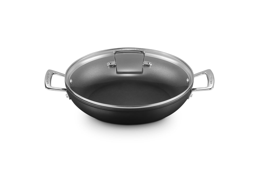 Le Creuset Aluminium-Antihaft Profipfanne mit Deckel, Ø 28 cm, Für alle Herdarten inkl. Induktion ge