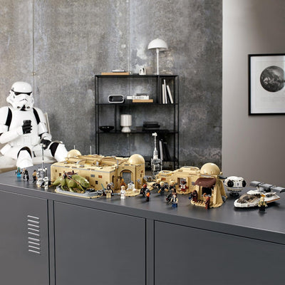 LEGO Star Wars Mos Eisley Cantina grosses Bauset für Erwachsene, Eine Neue Hoffnung 75290