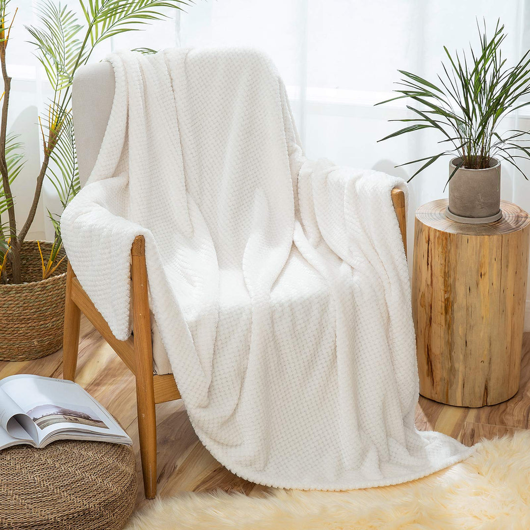 MIULEE Kuscheldecke Granulat Fleecedecke Flanell Decke Weich Flauschig Einfarbig Wohndecken Couchdec