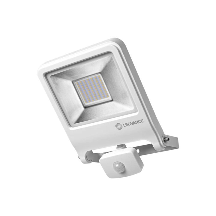 Ledvance LED Fluter, Leuchte für Aussenanwendungen, integrierter Bewegungssensor, Warmweiss, 257,0 m