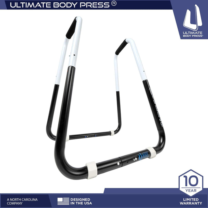 Ultimate Body Press Dip Bar Fitnessstation: Breitenverstellbarer, klappbarer Dip-Stand mit schrägen