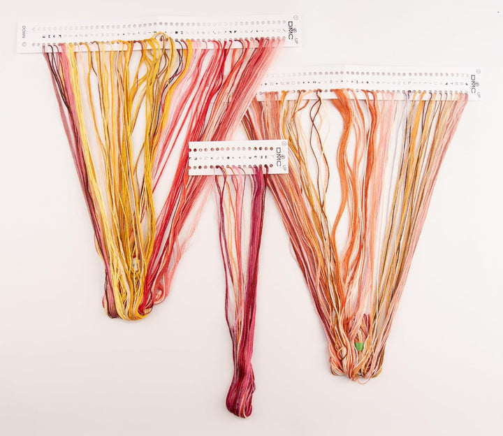 Thea Gouverneur - Kreuzstich-Set - Kissen mit Dahlia - Aida Schwarz - 18 Count - Für Erwachsene - 44
